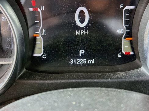 Used 2022 Jeep Wrangler Unlimited Sport w/ Technology Group AWD/4WD image 30