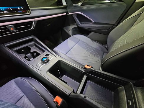 New 2026 Volkswagen Tiguan SE image 31