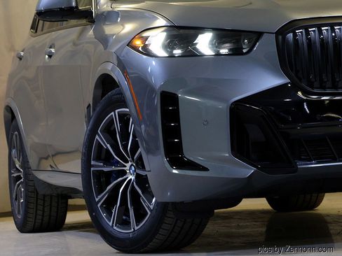 New 2026 BMW X5 xDrive50e w/ M Sport Package image 4