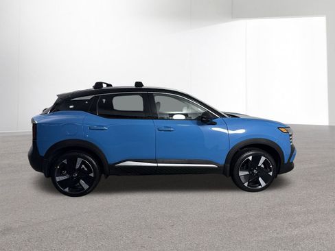 New 2026 Nissan Kicks SR w/ Cold Weather Package image 34