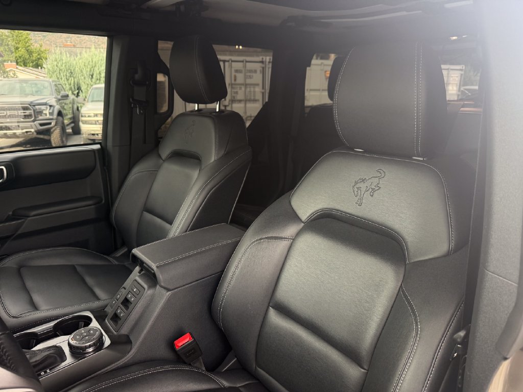 Used 2025 Ford Bronco Badlands AWD/4WD image 21