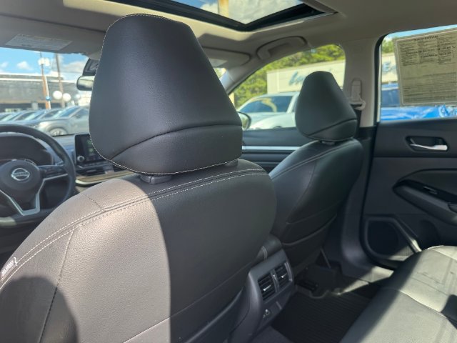 Used 2022 Nissan Altima 2.5 SL FWD image 25