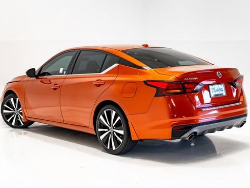 Used 2021 Nissan Altima 2.5 SR w/ SR Premium Package FWD image 24