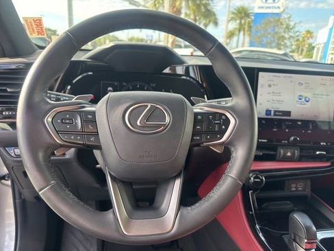 Used 2024 Lexus NX 250 FWD w/ Towing Package (2000 Lbs) image 13