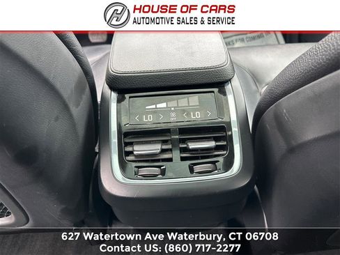 Used 2016 Volvo XC90 T6 Momentum image 23