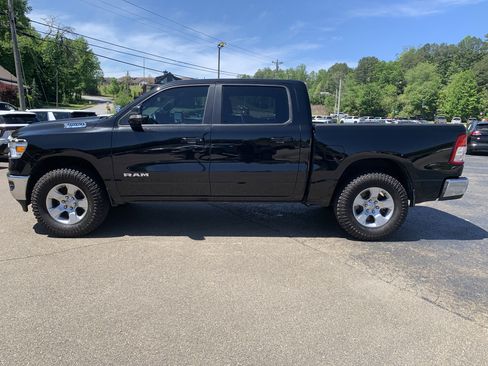 Used 2022 RAM 1500 Big Horn RWD image 9