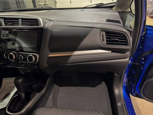 Used 2018 Honda Fit EX image 28