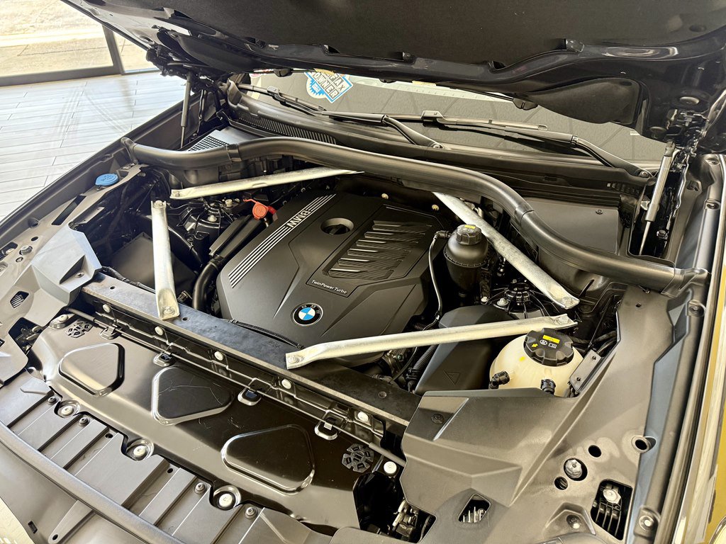 Used 2020 BMW X5 sDrive40i w/ Premium Package RWD image 18