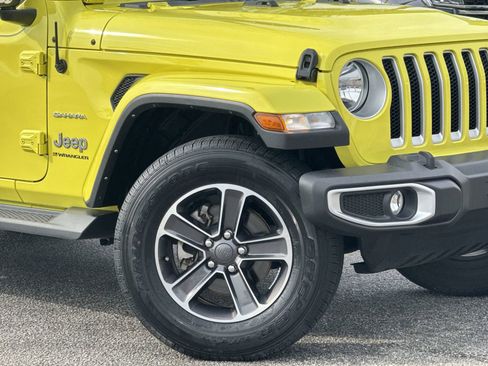 Used 2023 Jeep Wrangler Sahara image 12