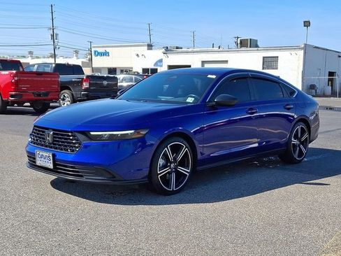 Certified 2023 Honda Accord Sport image 3