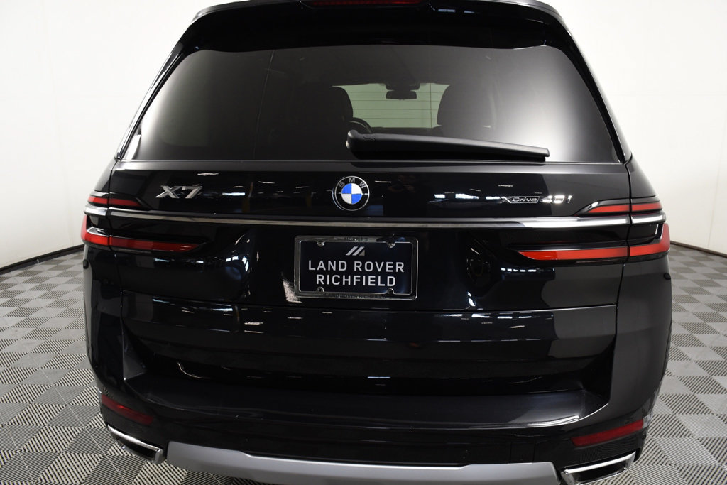 Used 2023 BMW X7 xDrive40i w/ Executive Package AWD/4WD image 5