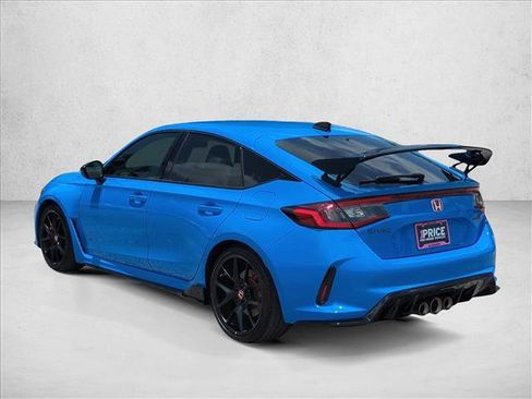 Used 2023 Honda Civic Type R image 8