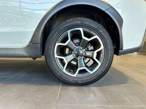 Used 2015 Subaru Crosstrek 2.0i Premium w/ Moonroof Package AWD/4WD image 38