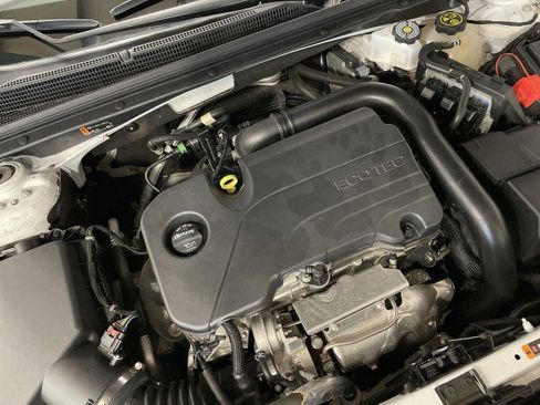 Used 2024 Chevrolet Malibu LT image 26