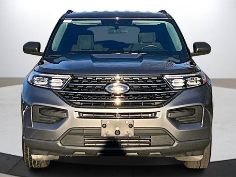 Used 2021 Ford Explorer XLT w/ Class III Trailer Tow Package image 3