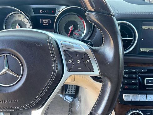 Used 2014 Mercedes-Benz SL 550 image 24