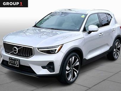 Used 2023 Volvo XC40 B5 Plus w/ Protection Package Premier