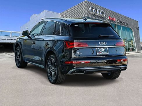 Used 2023 Audi Q5 e Premium w/ Convenience Package image 6