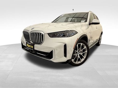 Used 2024 BMW X5 xDrive40i w/ Premium Package image 1