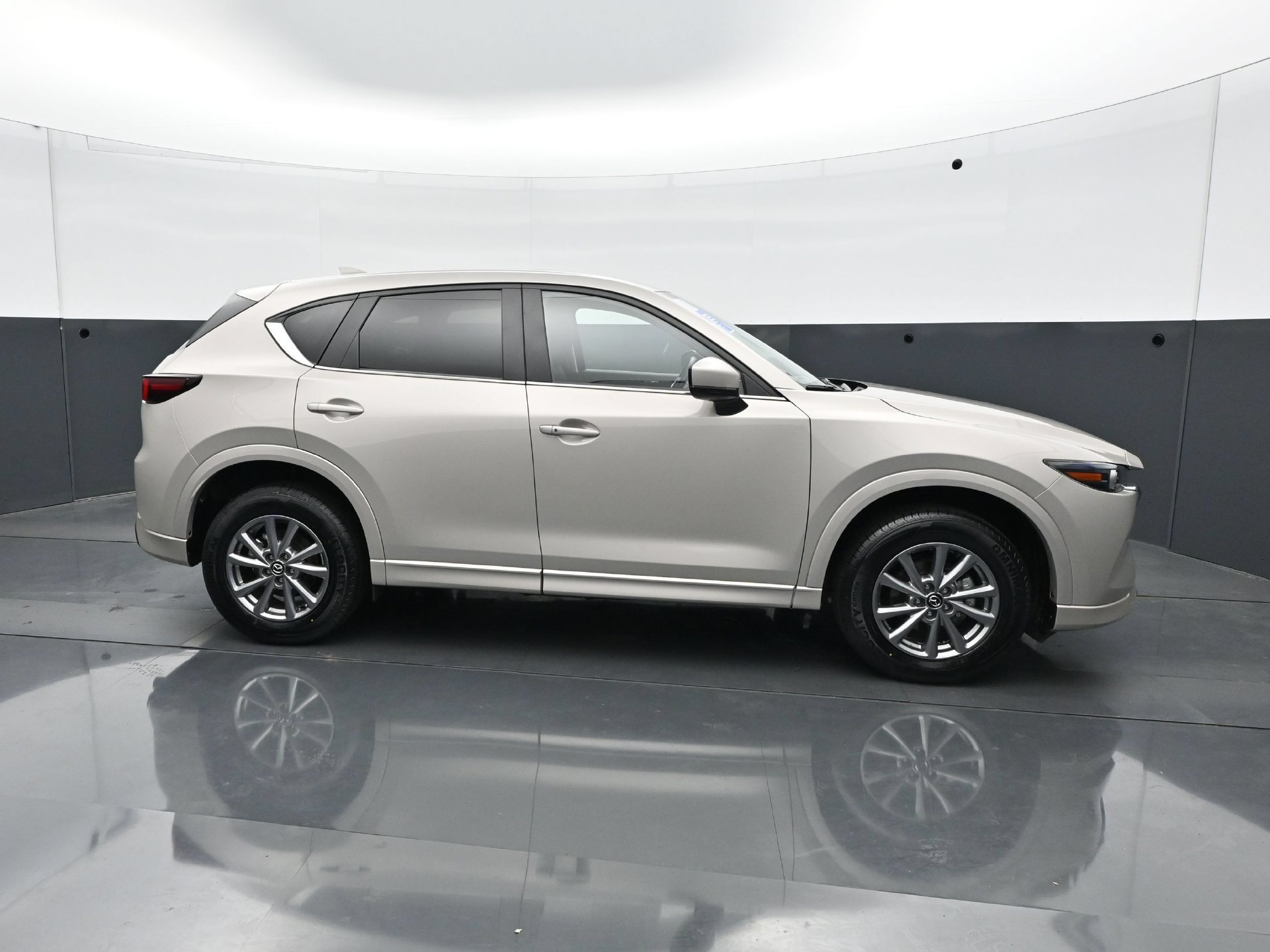 Used 2025 MAZDA CX-5 AWD 2.5 S w/ Preferred Package image 8
