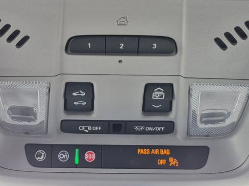 Used 2022 GMC Terrain AT4 w/ Infotainment Package II AWD/4WD image 6