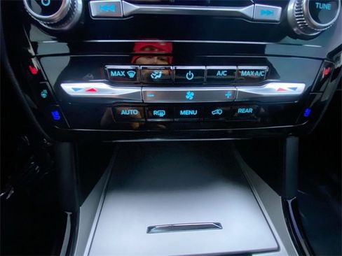 Used 2024 Ford Explorer ST w/ Equipment Group 401A image 19