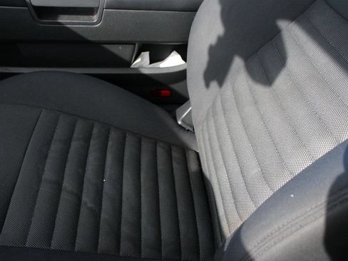Used 2014 Dodge Challenger R/T RWD image 18