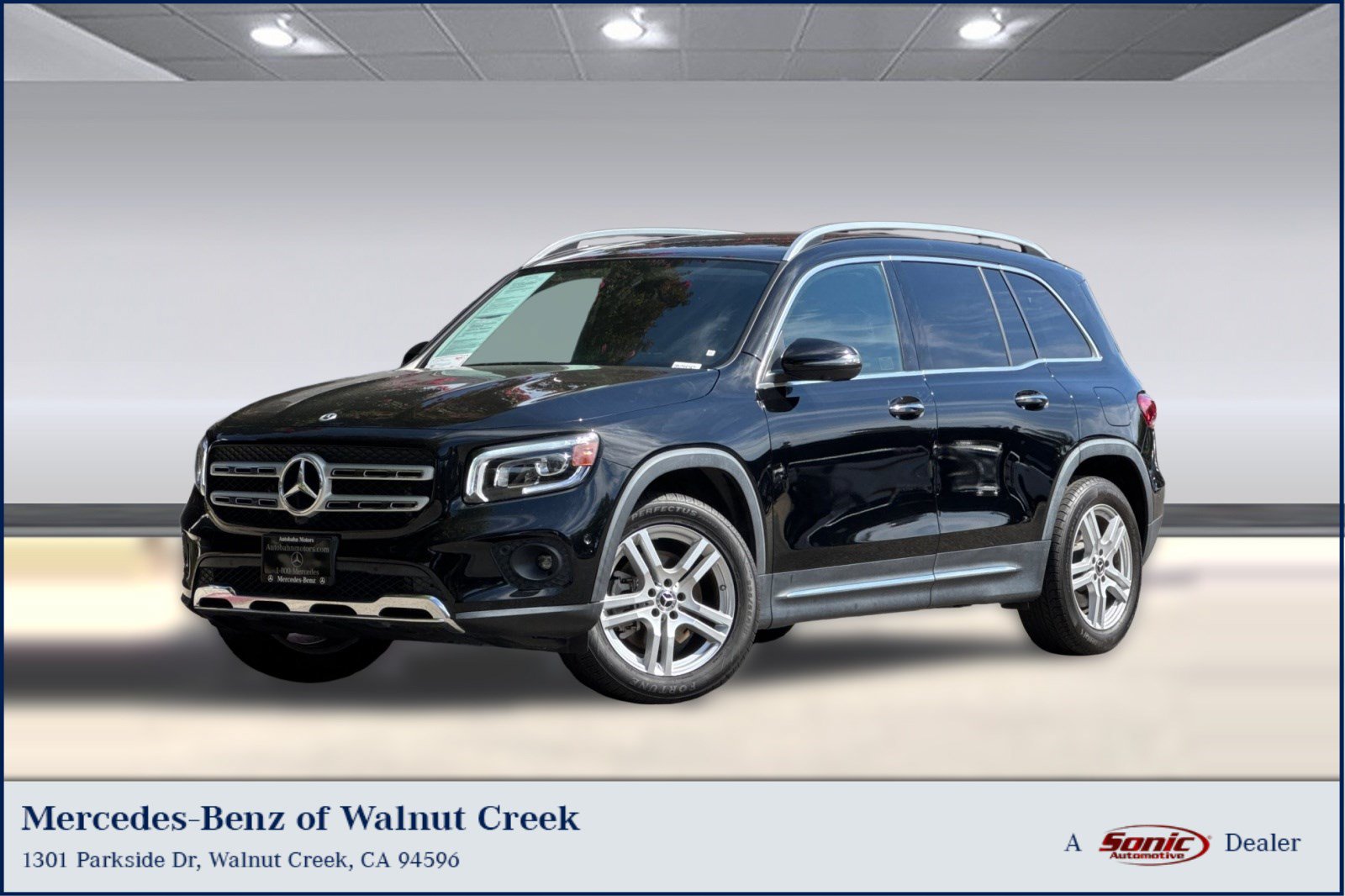 Used 2023 Mercedes-Benz GLB 250 image 1