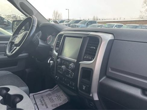 Used 2017 RAM 1500 Big Horn AWD/4WD image 27