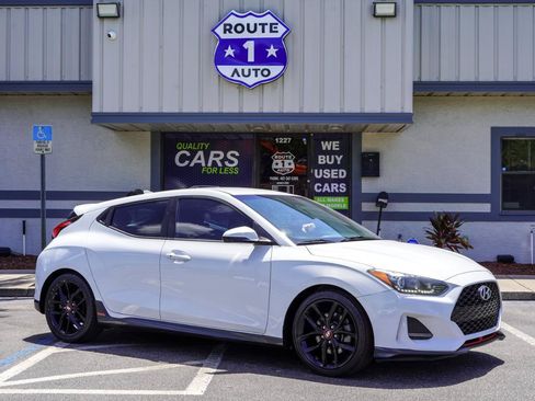 Used 2019 Hyundai Veloster Turbo R-Spec FWD image 5