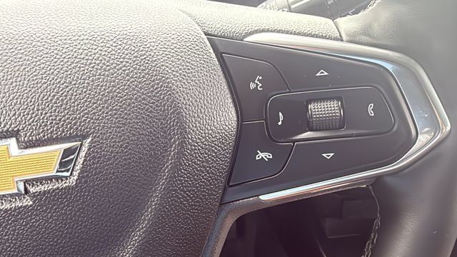 Used 2025 Chevrolet Trax LT w/ LT Convenience Package FWD image 18
