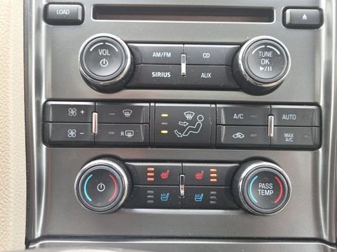 Used 2012 Ford Taurus Limited image 32