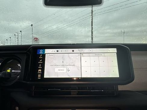 Used 2025 Jeep Wrangler Unlimited Sahara w/ Safety Group image 19