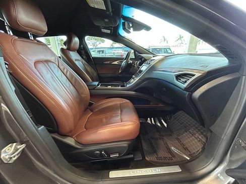 Used 2018 Lincoln MKZ Reserve w/ Technology Package FWD image 24