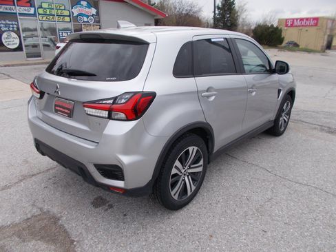 Used 2024 Mitsubishi Outlander Sport AWD image 5