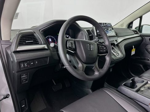 New 2026 Honda Odyssey EX-L image 9