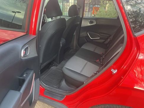 Used 2024 Kia Soul LX w/ Option Group 015 FWD image 6