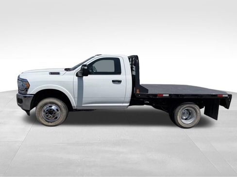 Used 2024 RAM 3500 Tradesman AWD/4WD image 11