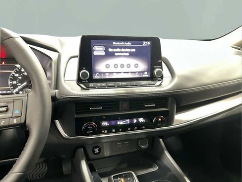 New 2026 Nissan Rogue SV AWD/4WD image 16