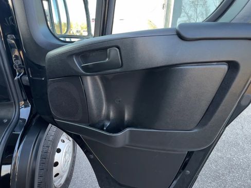 Used 2023 RAM ProMaster 2500 FWD image 14