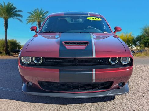 Used 2019 Dodge Challenger R/T w/ Stars & Stripes Edition image 8