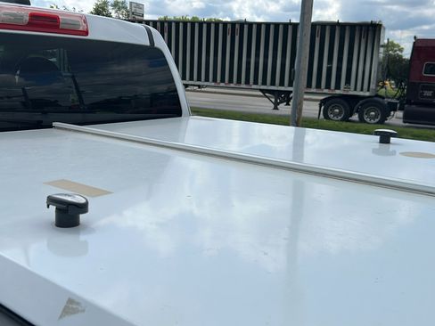 Used 2021 Chevrolet Colorado LT w/ Fleet Safety Package image 25