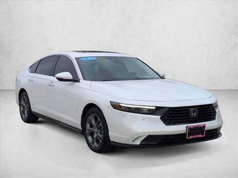 Certified 2023 Honda Accord EX-L image 3