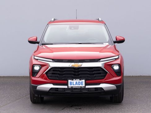 New 2026 Chevrolet TrailBlazer LT w/ Driver Confidence Package AWD/4WD image 14
