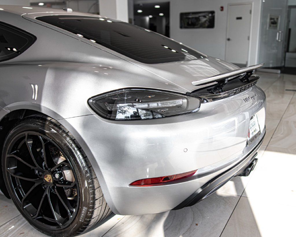 Used 2024 Porsche 718 Cayman RWD image 14