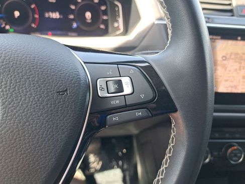 Used 2021 Volkswagen Tiguan SEL AWD/4WD image 29