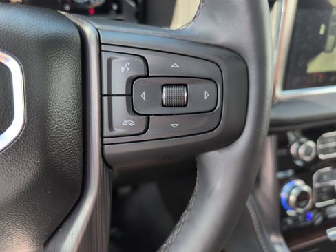 Used 2024 GMC Yukon Denali Ultimate AWD/4WD image 26