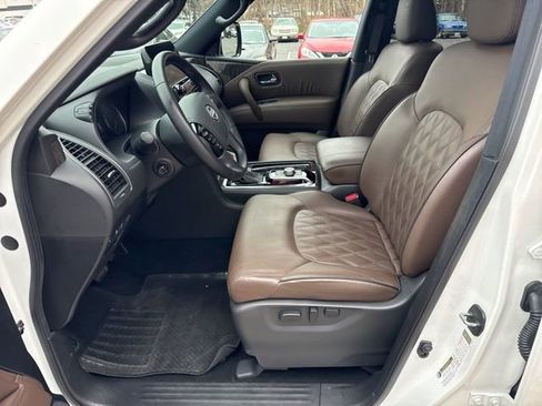 Used 2024 Nissan Armada Platinum w/ Cargo Package AWD/4WD image 12