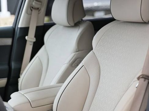 New 2026 Genesis GV80 2.5T Prestige AWD/4WD image 22
