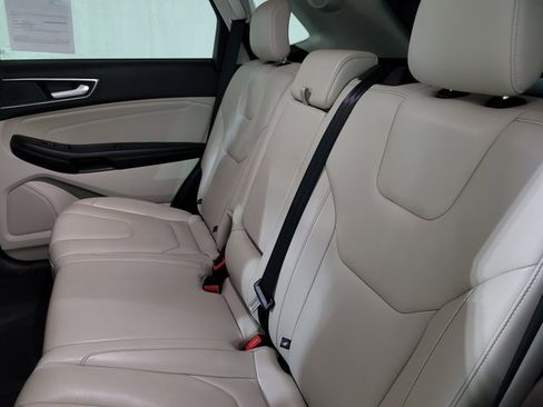 Used 2021 Ford Edge Titanium image 55